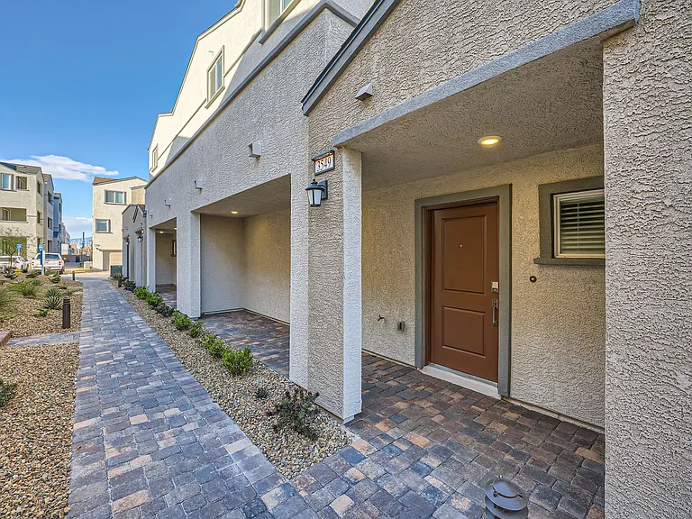 3549 Reserve Ct — Photo 1