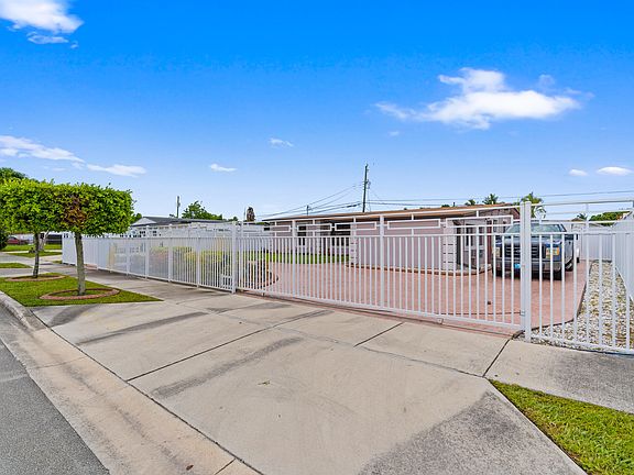 3rd image of 6160 W 14th Avenue