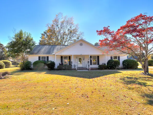 1639 Heritage Dr, Manning, SC 29102