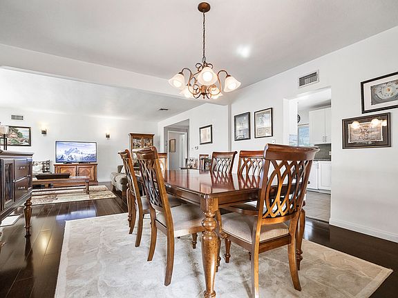 5th image of 9201 Hayvenhurst Ave