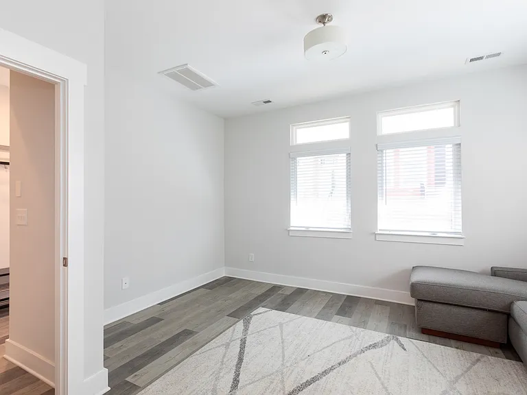 2245 Electric Ln — Photo 5