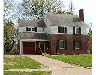 1071 Edgewood Rd photo 1