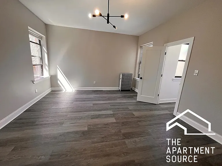 4918 S Vincennes Ave #3R — Photo 5
