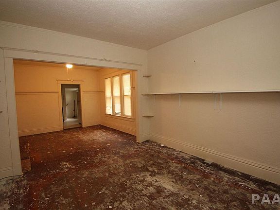 4th image of 2312 N Delaware Ave