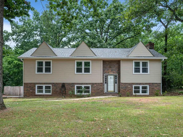 4616 Wooddale Ln, Pelham, AL 35124