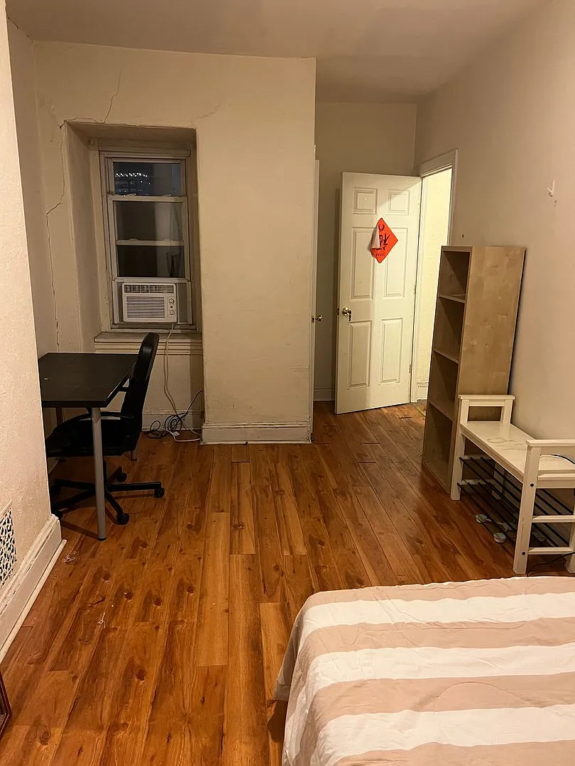 3804 Spring Garden — Photo 1