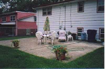 2nd image of 433 W 51st Pl