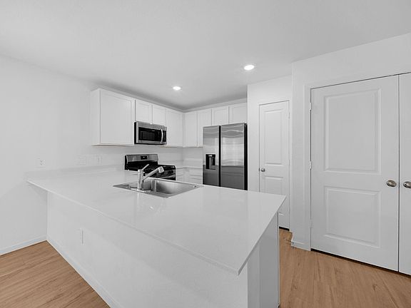 2nd image of 597 Falling Cave Dr
