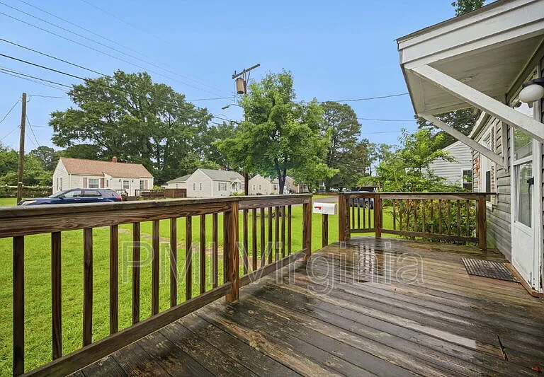 28 Harvard Rd — Photo 18