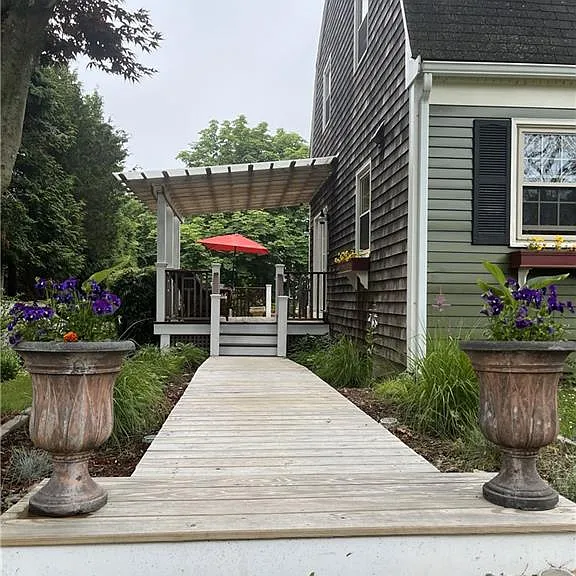 7 Boulevard E — Photo 21