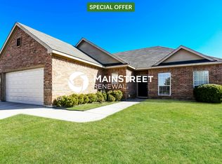 208 Kennedy Dr, Crowley, TX 76036