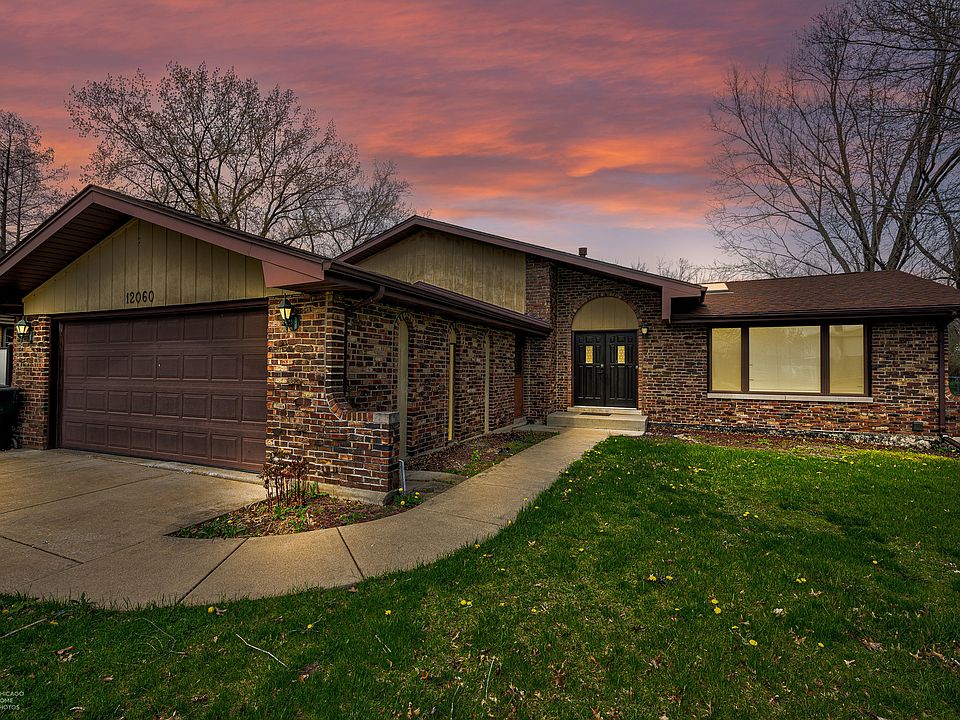 1st image of 12060 Lake View Dr