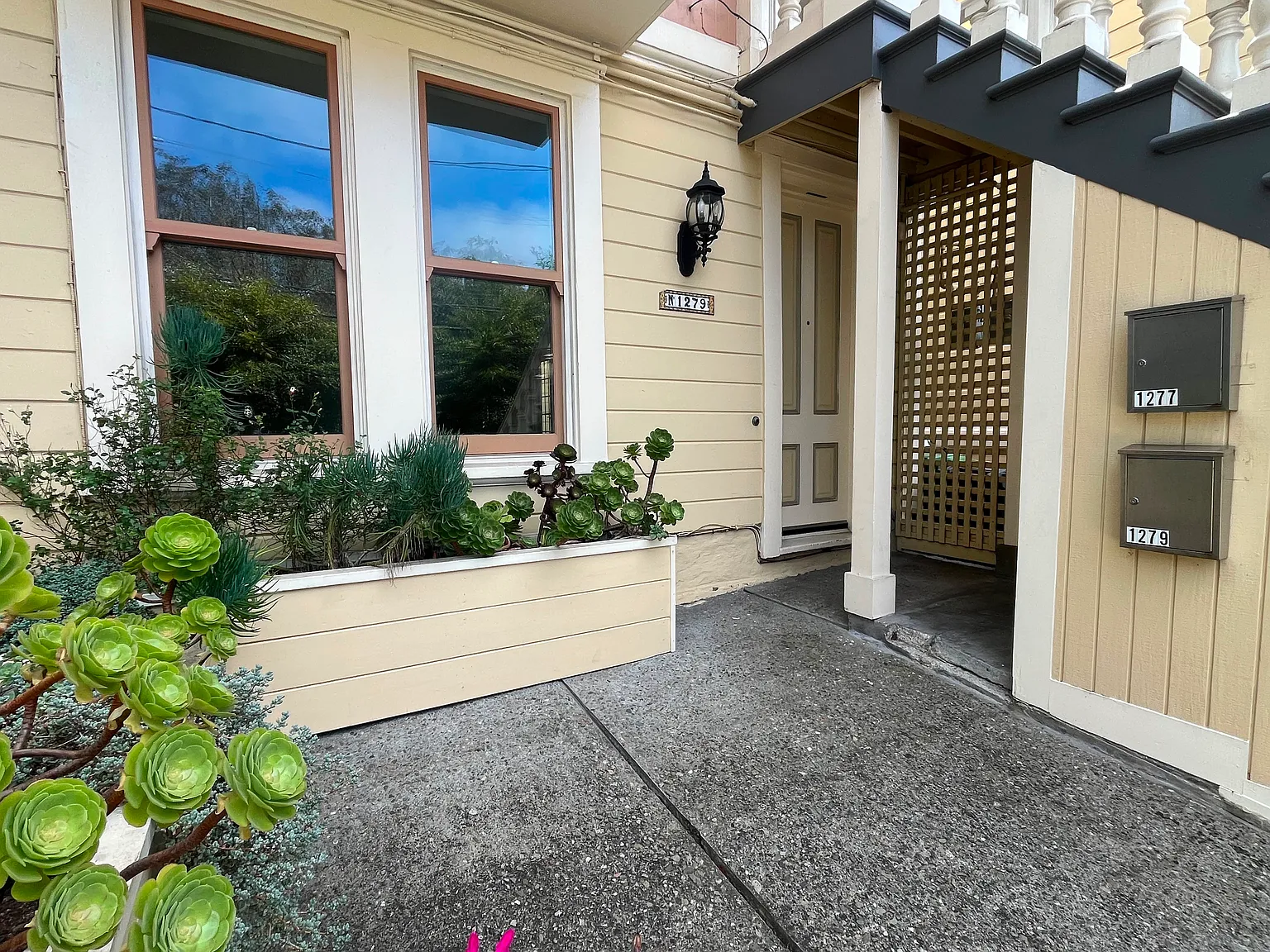 2 bed, 1106 sqft, $6,695 — Photo 4