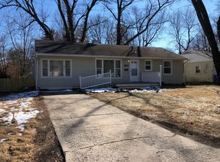 8921 E 74th St, Raytown, MO 64133