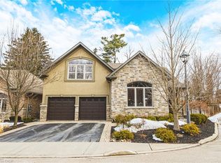 976 Shadeland Ave #3, Burlington, ON L7T 2M5