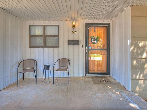 5th image of 325 W Dogwood St