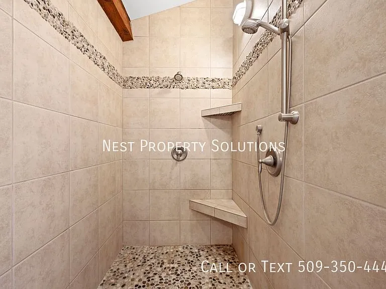 4839 Road 6.5 NE — Photo 35