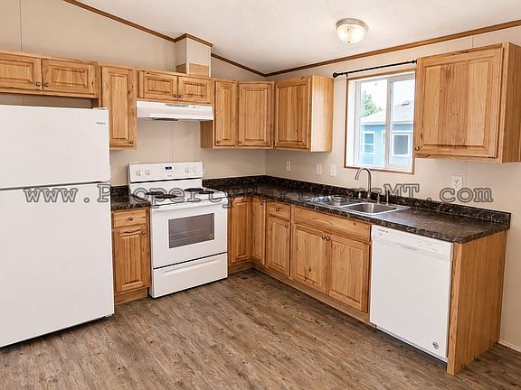 3rd image of 118 Sunlight Ave