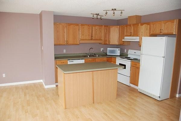 2nd image of 345 Kirkness Rd NW #2