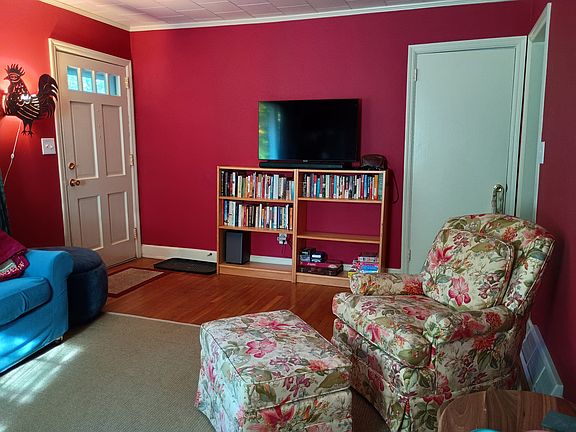 Living room.