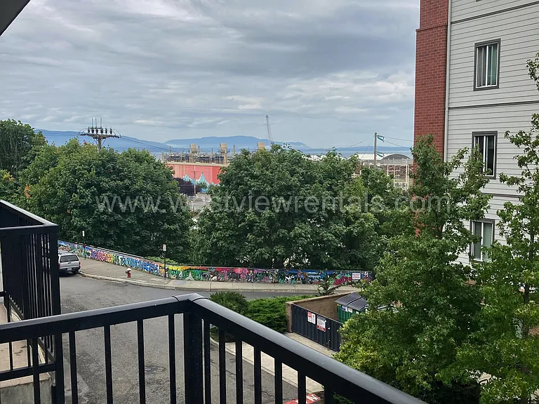 1010 Railroad Ave — Photo 64