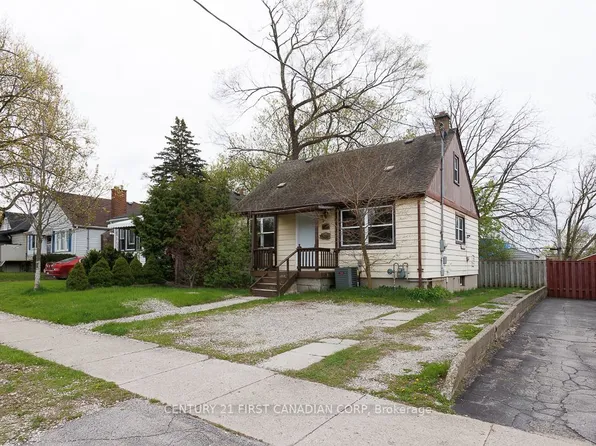 1185 Albany St, London, ON N5W 3L6