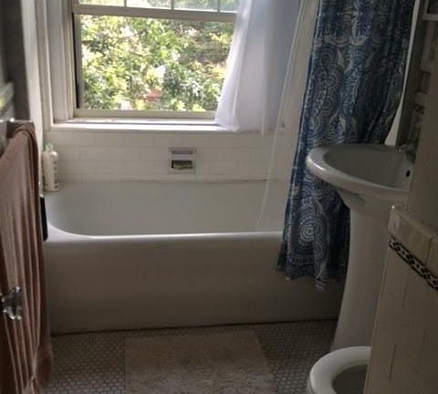 3rd image of 5 Arlington St APT 52