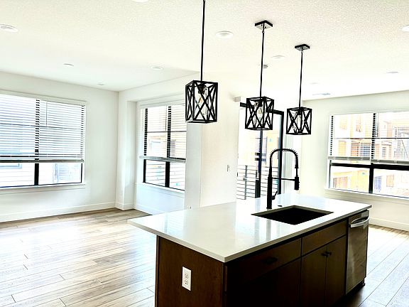 Open space living / dining & kitchen room