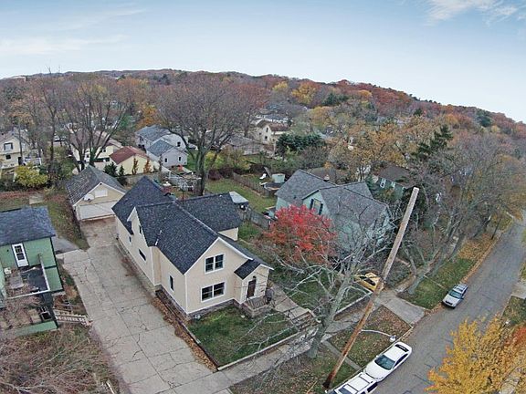 5th image of 534 Grant St