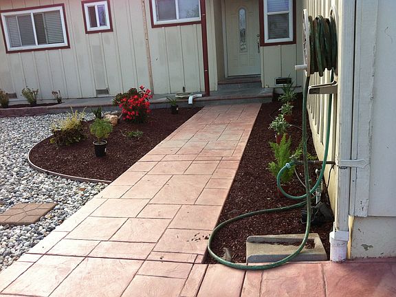 5th image of 4796 Phelan Ave