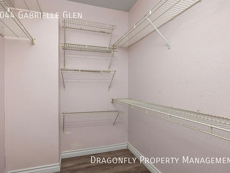 2044 Gabrielle Gln — Photo 19