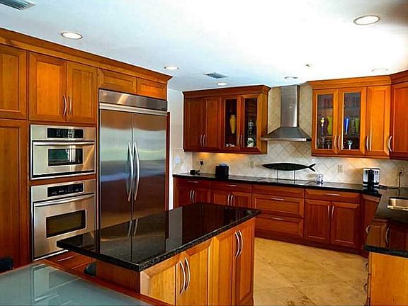3rd image of 1420 Tagus Ave
