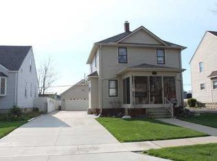 607 Toledo Ave, Monroe, MI 48161