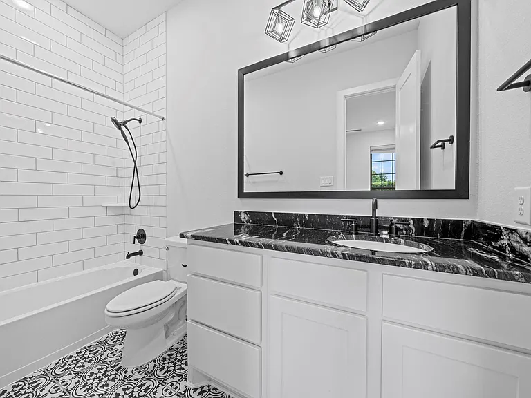 19110 Wimberly Hills Ln — Photo 22