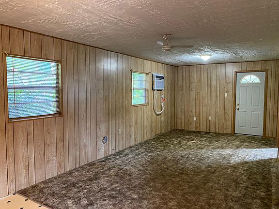 5th image of 377 Temple St
