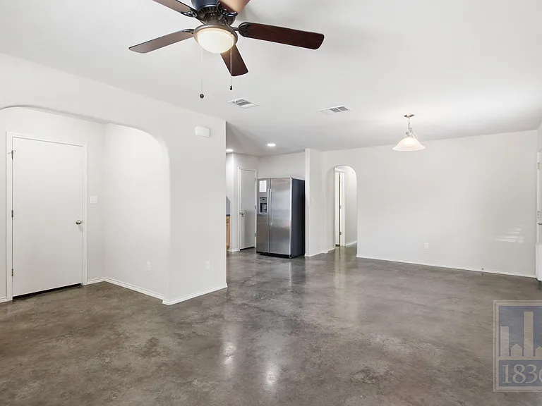 4508 Felicity Ln — Photo 4