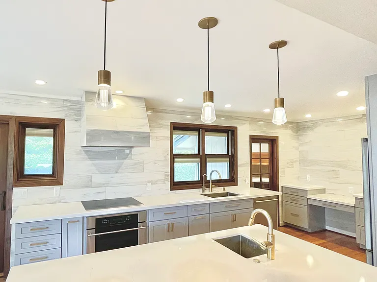 1009 Lunaai Pl — Photo 5