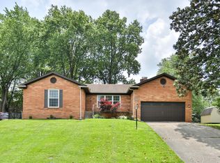 8908 La Costa Rd, Jeffersontown, KY 40299