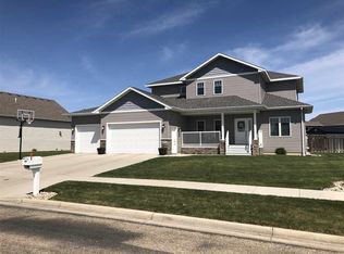 2821 Grey Eagle Pass, Minot, ND 58703