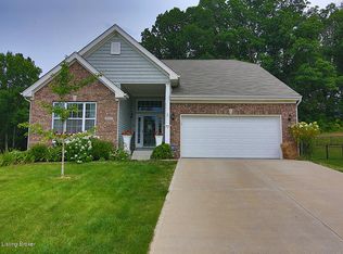 317 Rockcrest View Ct, Louisville, KY 40245