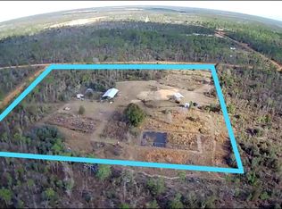 2970 Cracked Egg Ln, Chipley, FL 32428