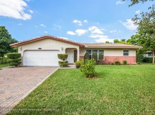 3710 NW 114th Ln, Coral Springs, FL 33065