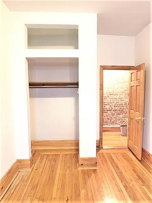 Rented by Bohemia Realty Group | media 7