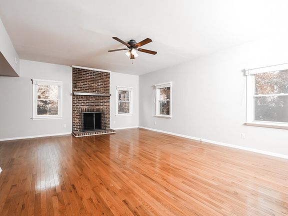 5th image of 1608 Maybrook Dr