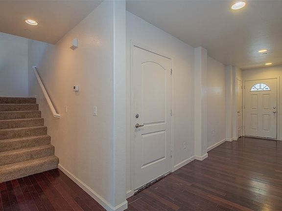 2nd image of 1172 Harbour Cove Ct