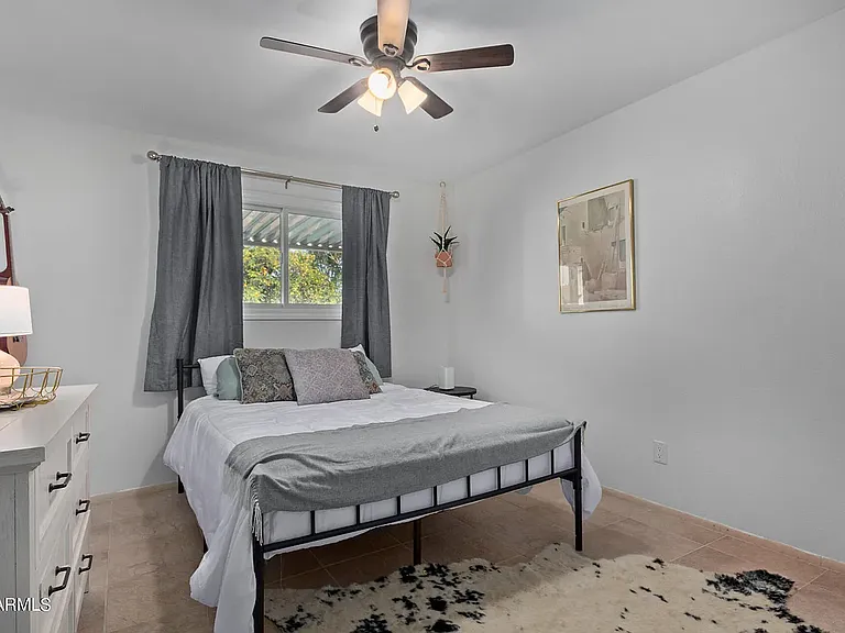 3215 S Kachina Dr — Photo 23