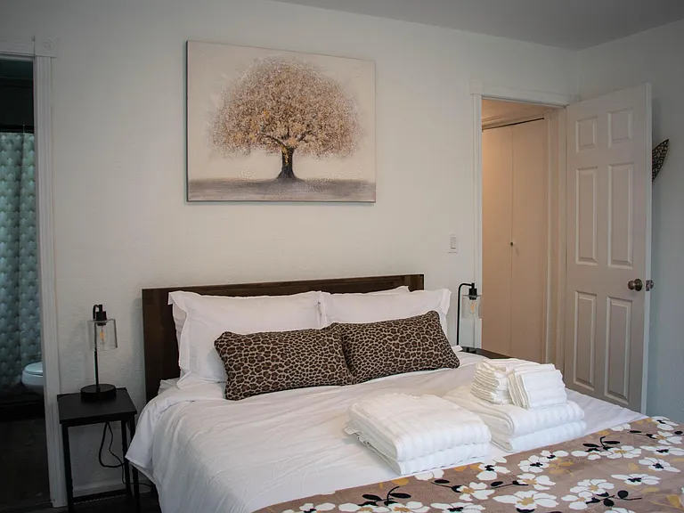 2032 Shamrock Dr — Photo 18