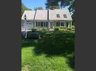 121 Sheep Pond Dr, Brewster, MA 02631