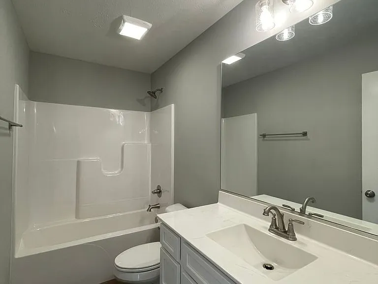 Megan Court Homes — Photo 15