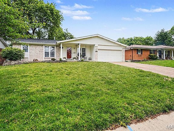 3rd image of 10179 Buffton Dr